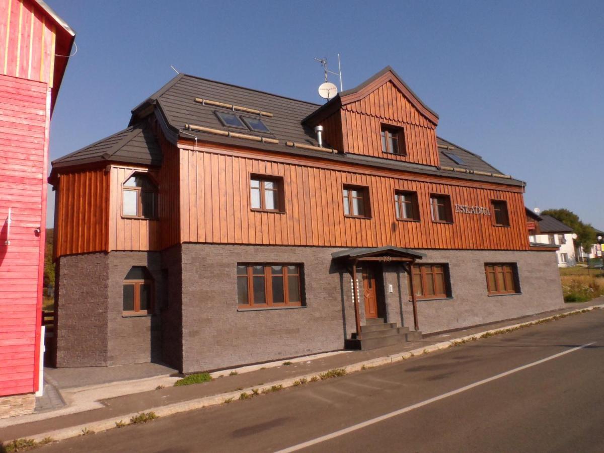 Apartmán Eskadra 02 Horní Malá Úpa Esterno foto